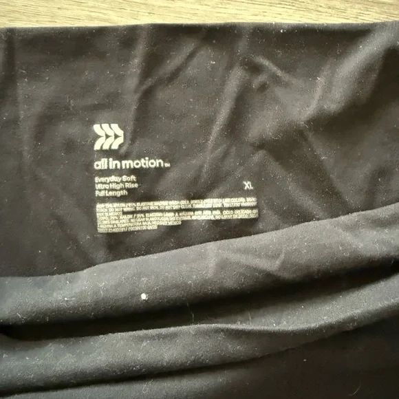 All in Motion Black Ultra High-Rise Leggings - Picture 2 of 2